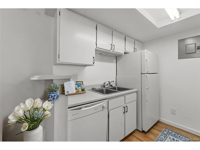 8555 Fairmount Dr D204, Denver, CO 80247