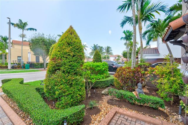1016 NW 99th Passage 1016, Miami, FL 33172