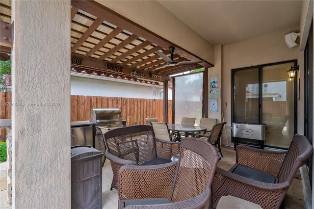 1016 NW 99th Passage 1016, Miami, FL 33172