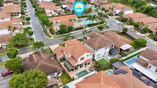 1016 NW 99th Passage 1016, Miami, FL 33172