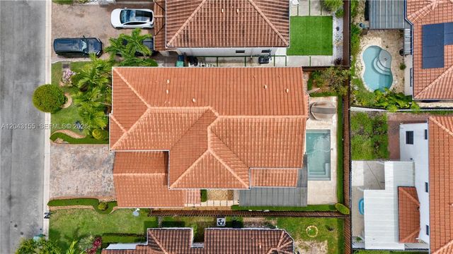 1016 NW 99th Passage 1016, Miami, FL 33172