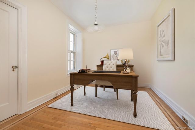 34-22 81 Street 42, Jackson Heights, NY 11372