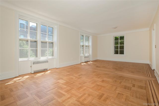 34-22 81 Street 42, Jackson Heights, NY 11372