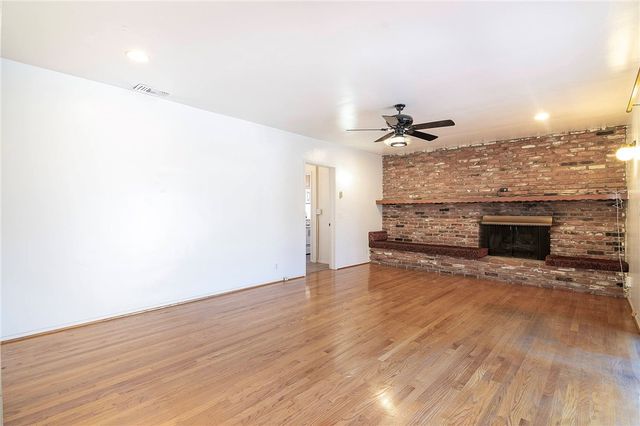 1520 N Keystone, Burbank, CA 91506