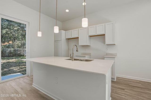 1489 W 23RD Street, Jacksonville, FL 32209