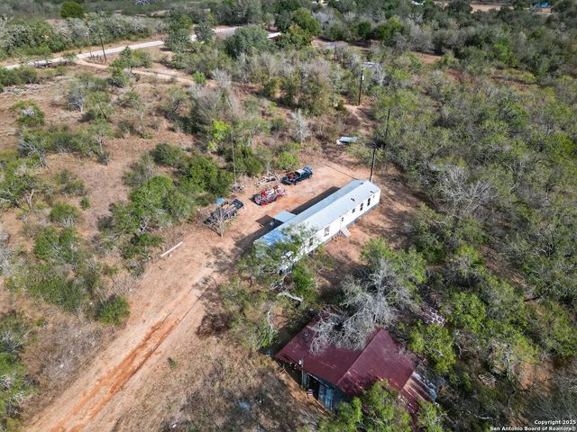 845 Campobella, Kingsbury, TX 78638