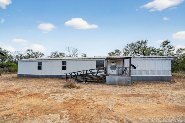 845 Campobella, Kingsbury, TX 78638