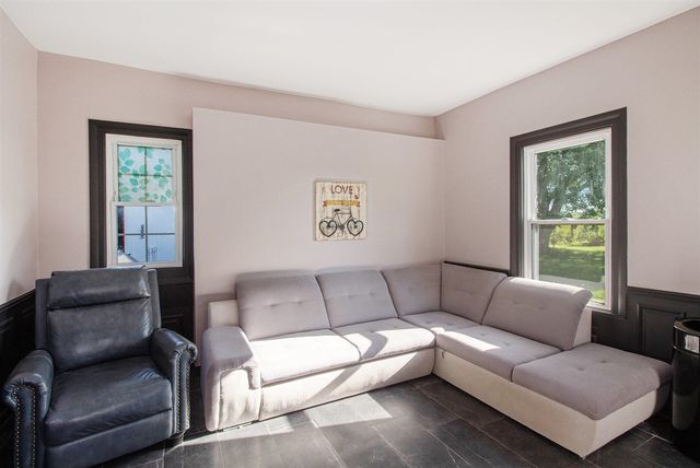 7350 Sanford Road, Howell, MI 48855