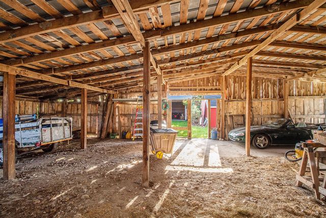 7350 Sanford Road, Howell, MI 48855