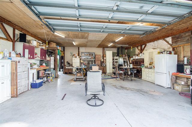 7350 Sanford Road, Howell, MI 48855