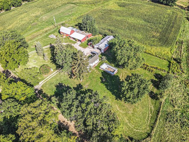 7350 Sanford Road, Howell, MI 48855