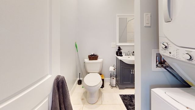 309R Sumner 2L, Boston, MA 02128