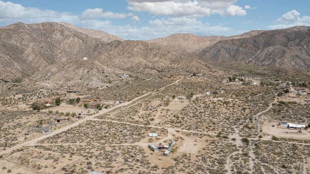 9223 N Star Trail, Morongo Valley, CA 92256