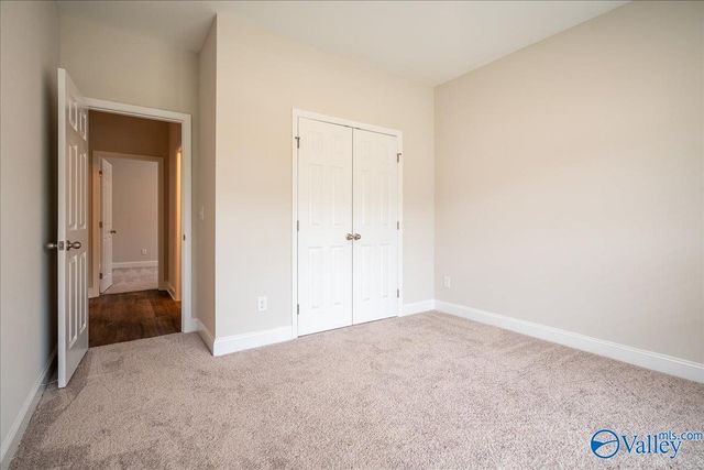 330 Creek Grove Avenue, New Market, AL 35761