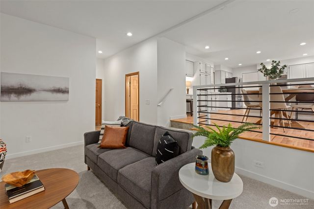 11715 SE 61st Place, Bellevue, WA 98006
