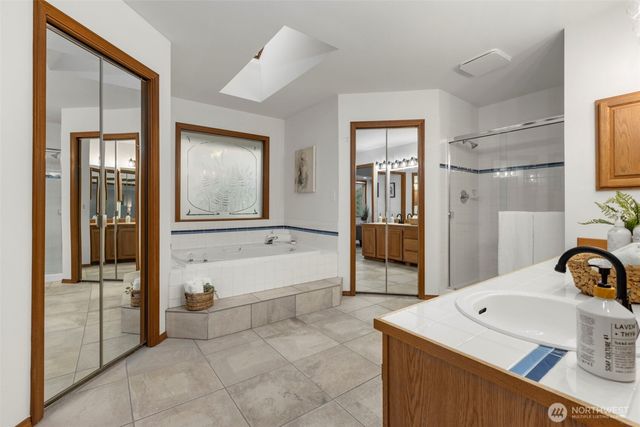 11715 SE 61st Place, Bellevue, WA 98006