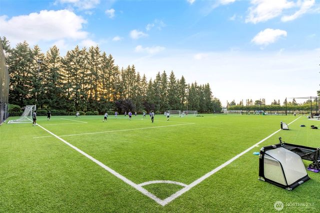 11715 SE 61st Place, Bellevue, WA 98006