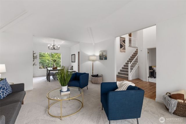 11715 SE 61st Place, Bellevue, WA 98006