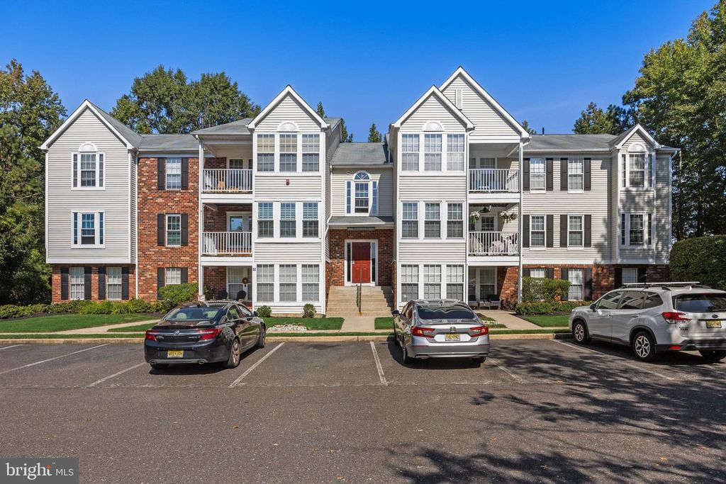 53 INVERNESS CIR, MARLTON, NJ 08053 — exterior