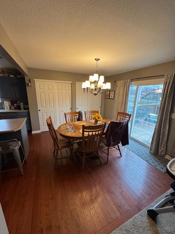 5865 Hayden Drive, Middletown, OH 45042