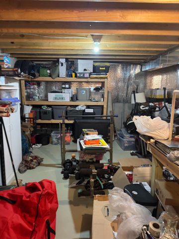 5865 Hayden Drive, Middletown, OH 45042