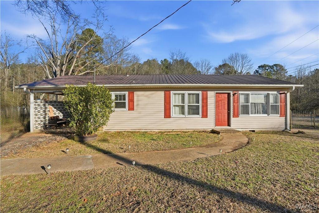 499 East Ave, Berry, AL 35546