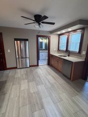 8 Harding St B, Grafton, MA 01560