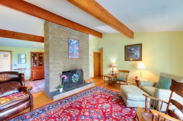 6 Burtenmar Circle, Paxton, MA 01612