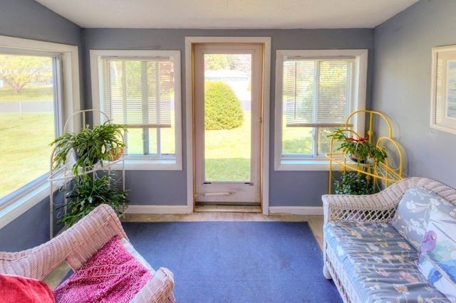 6 Burtenmar Circle, Paxton, MA 01612