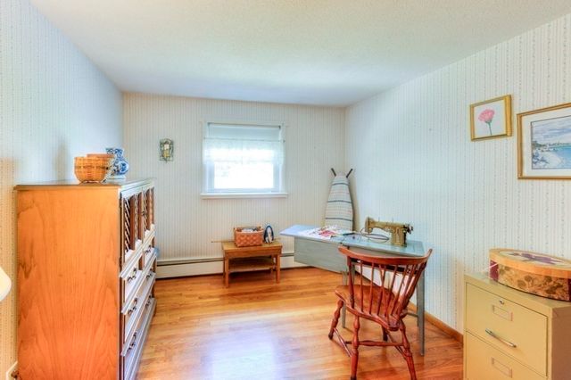 6 Burtenmar Circle, Paxton, MA 01612
