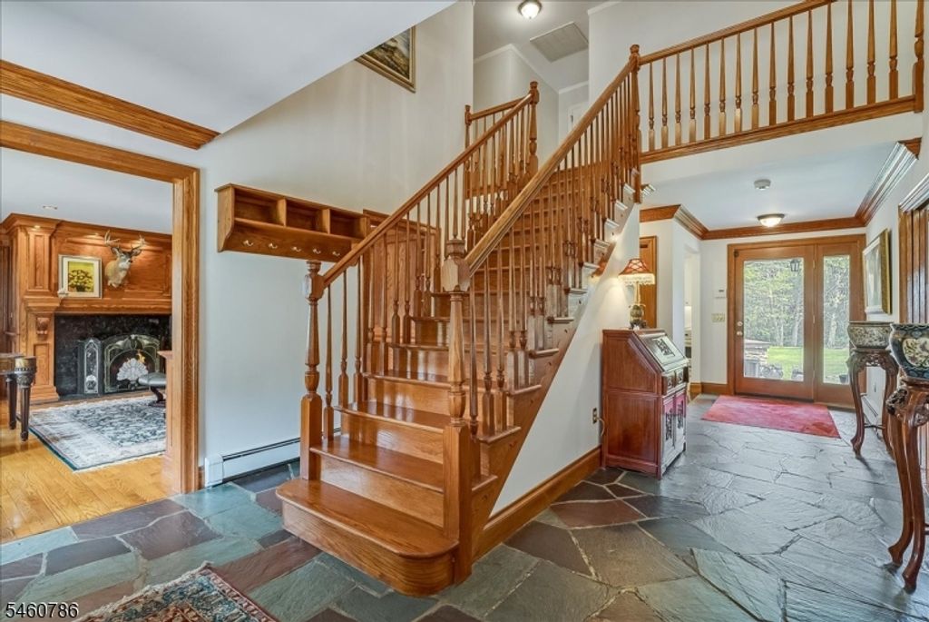 3 Manrodt Ct, Kinnelon Boro, NJ 07405 — photo 4