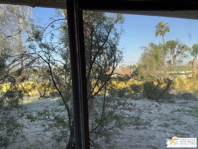 2780 N Girasol Avenue, Palm Springs, CA 92262