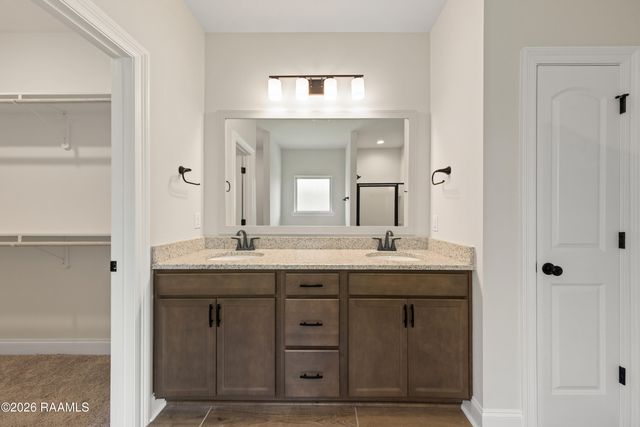 110 Muscadine Lane, Lafayette, LA 70508