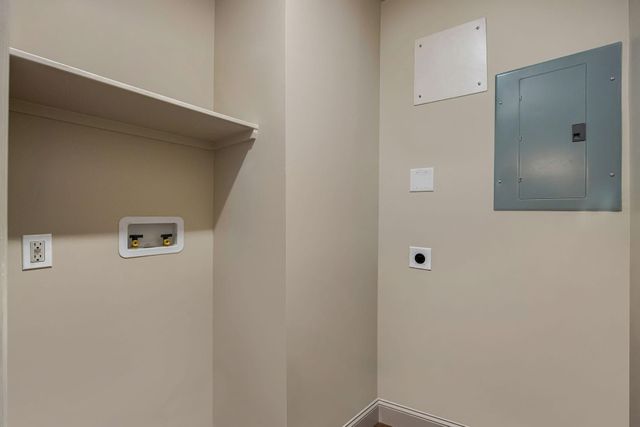 5555 Del Monte Drive 704, Houston, TX 77056