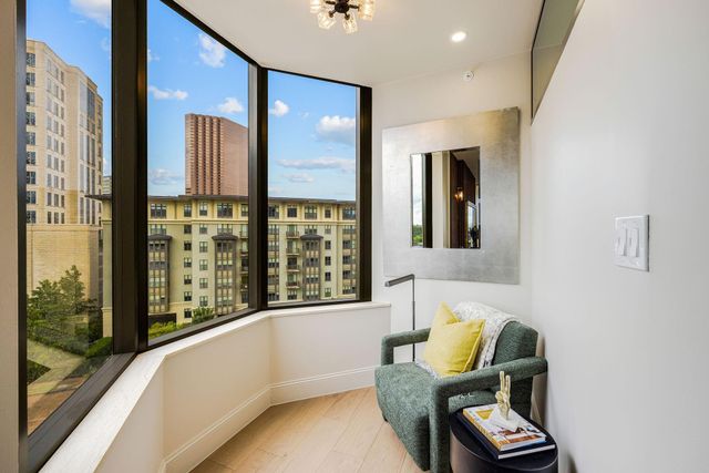 5555 Del Monte Drive 704, Houston, TX 77056