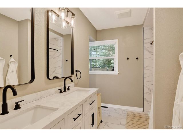 1211 16th Ave, Longmont, CO 80501