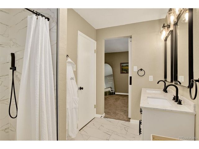 1211 16th Ave, Longmont, CO 80501