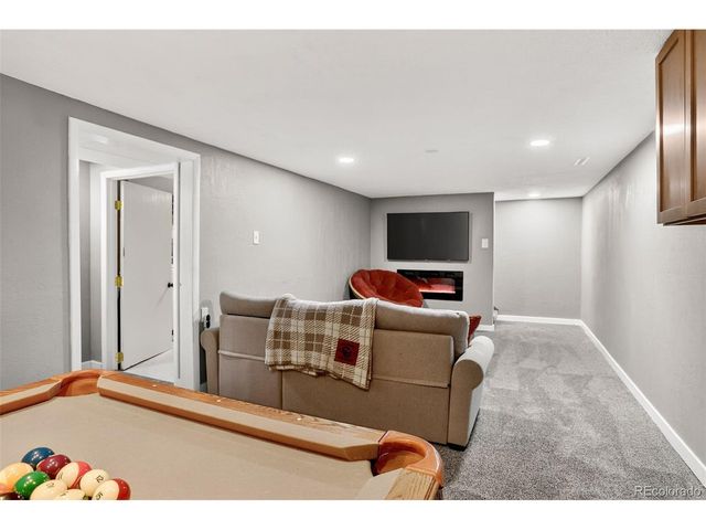 1211 16th Ave, Longmont, CO 80501