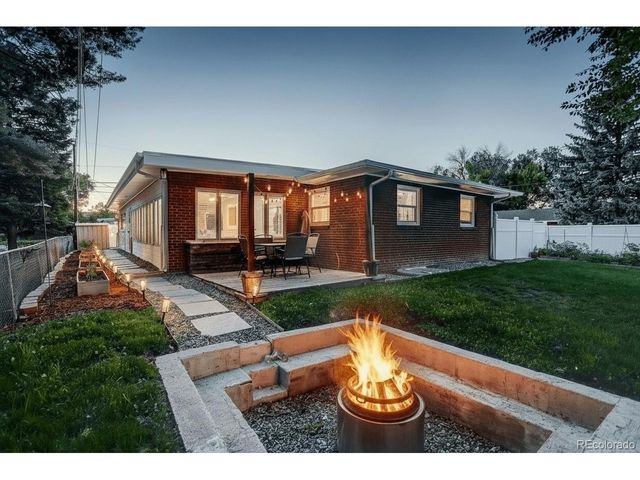 1211 16th Ave, Longmont, CO 80501