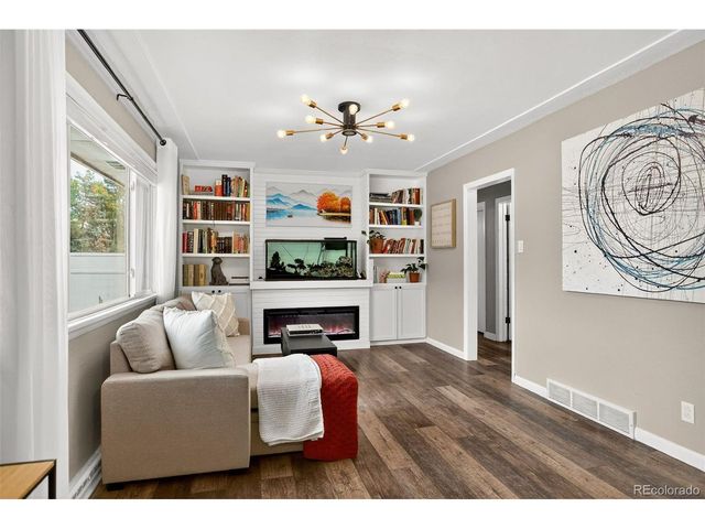 1211 16th Ave, Longmont, CO 80501