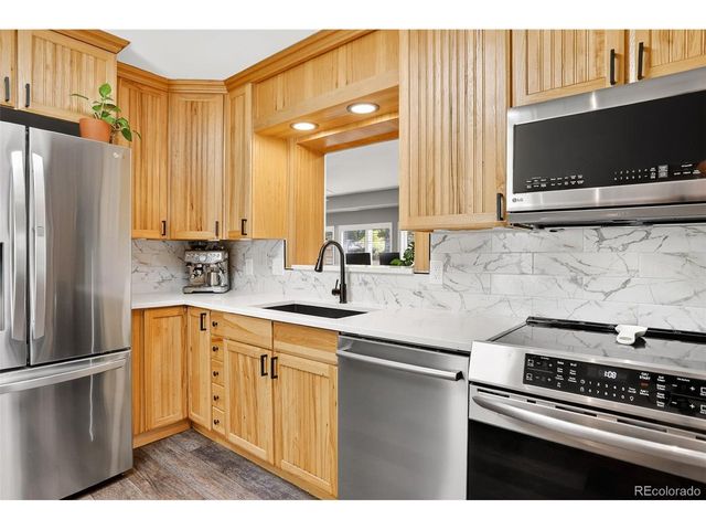 1211 16th Ave, Longmont, CO 80501