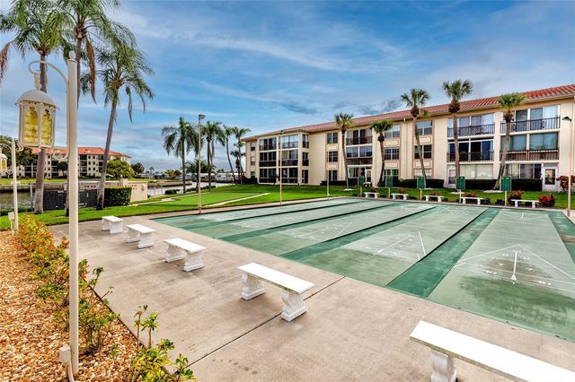 19029 US 19 HIGHWAY N 17F, Clearwater, FL 33764