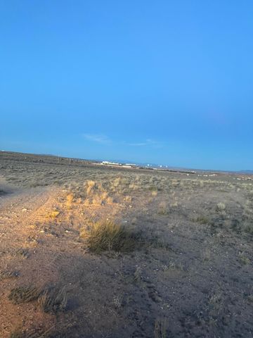 4228 E 27th Avenue NE 17, Rio Rancho, NM 87144