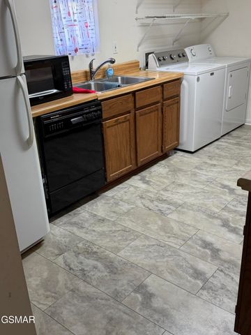 1455 Chapman Highway, Sevierville, TN 37876