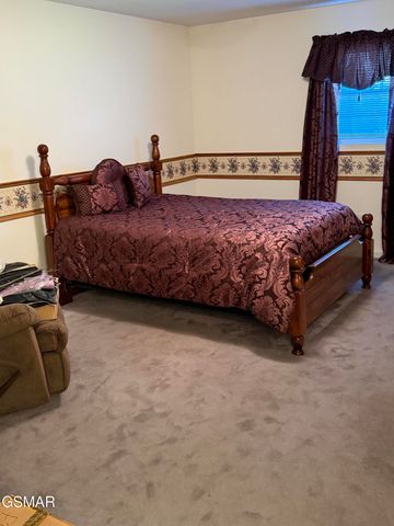 1455 Chapman Highway, Sevierville, TN 37876