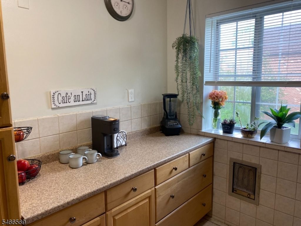 255 Tucker Ave 235, Union Twp., NJ 07083 — photo 3
