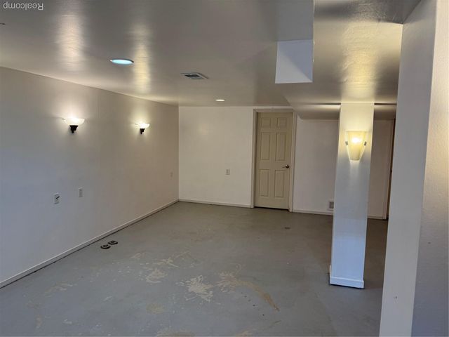 26278 Grobbel Avenue, Warren, MI 48091