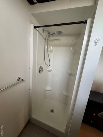 26278 Grobbel Avenue, Warren, MI 48091