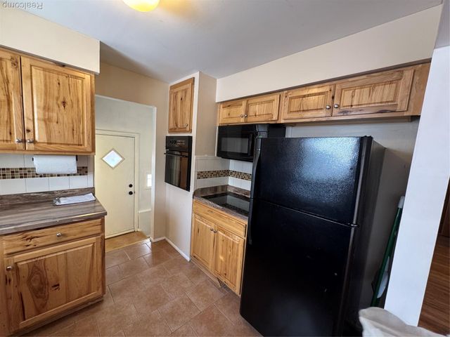 26278 Grobbel Avenue, Warren, MI 48091