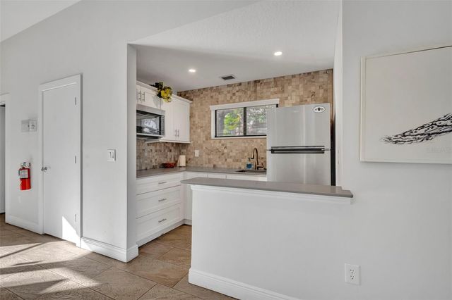 300 CAROLINA AVENUE 301, Winter Park, FL 32789